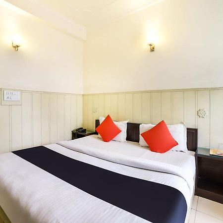 Capital O 48354 The Nest New Delhi Extérieur photo