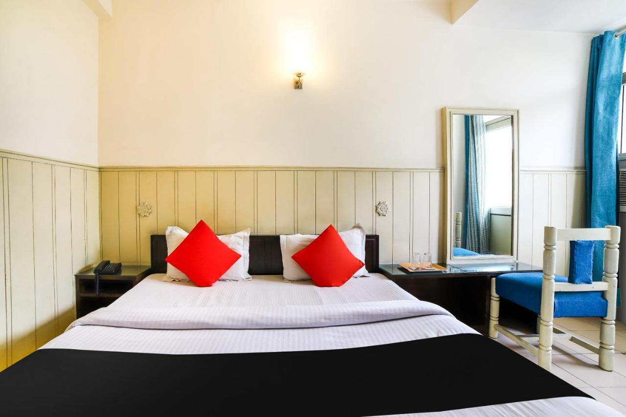 Capital O 48354 The Nest New Delhi Extérieur photo